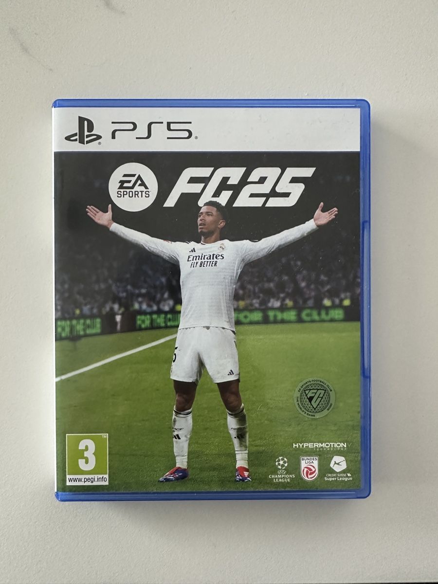 Sony Consoles: PS5 + 1 Controller & EA FC25 – D'occasion à Dällikon par deanderalex 4