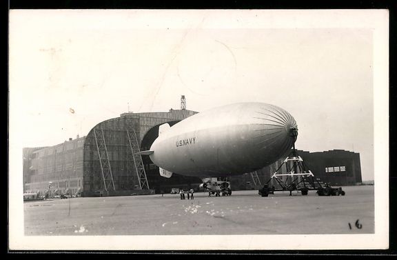 Cartoline postali: Lakehurst, NJ, Zeppelin der U.S. Navy 65 – Usato da Berlin venduto da bartko-reher