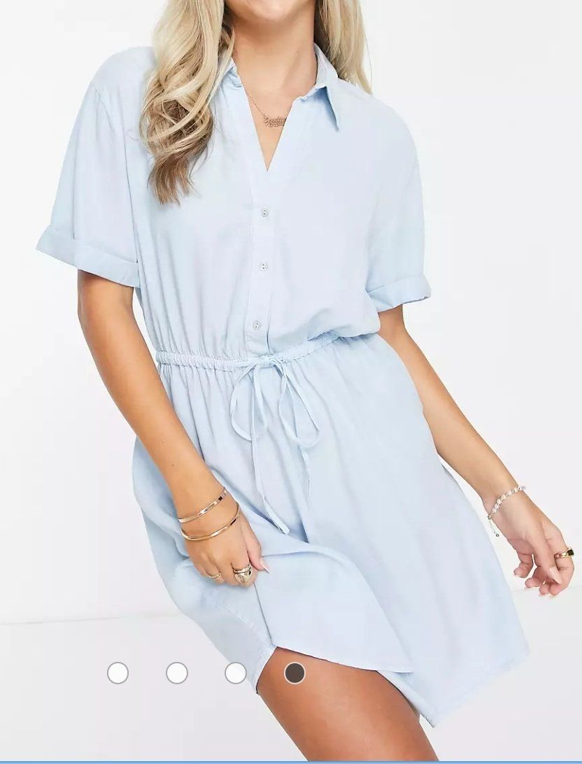 Stradivarius Vestiti: STRADIVARIUS Robe chemisier cintrée bleu clair - Taille S – Nuovo (secondo la descrizione) da Chavannes-Renens venduto da mau_8rwz 1