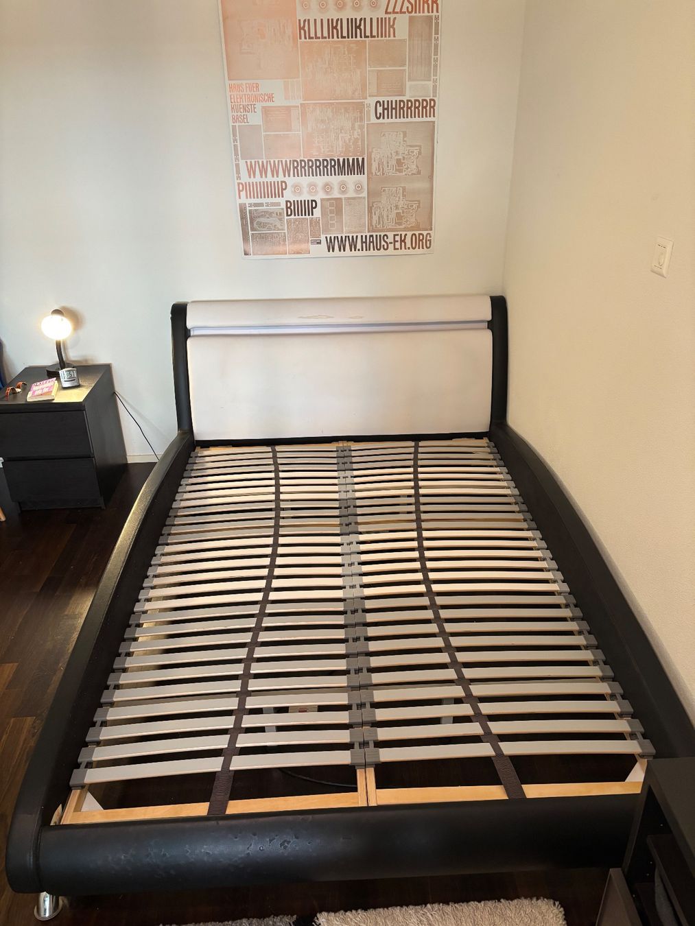 Betten: Complete Modern Bed 140x200cm – Gebraucht aus Zürich von cisar97 2