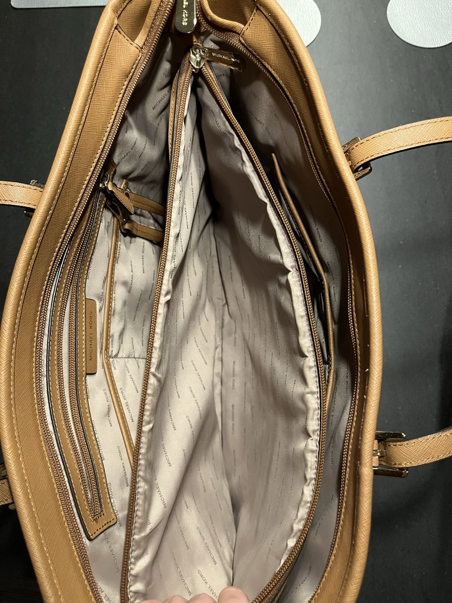 Michael Kors Borse da donna: Michael Kors Jet Set Travel – Usato da Nürensdorf venduto da sokki09 3