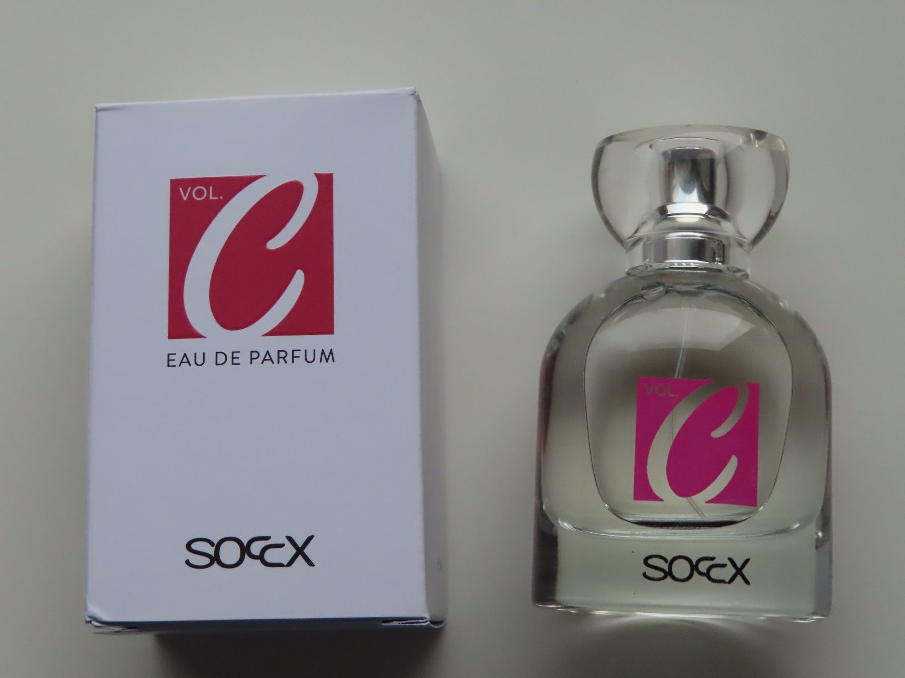 Profumi & Eau de Toilette: SOCCX Eau de Parfum 50 ml +++fast neu+++ – Nuovo (secondo la descrizione) da Wallenried venduto da Asyano 1