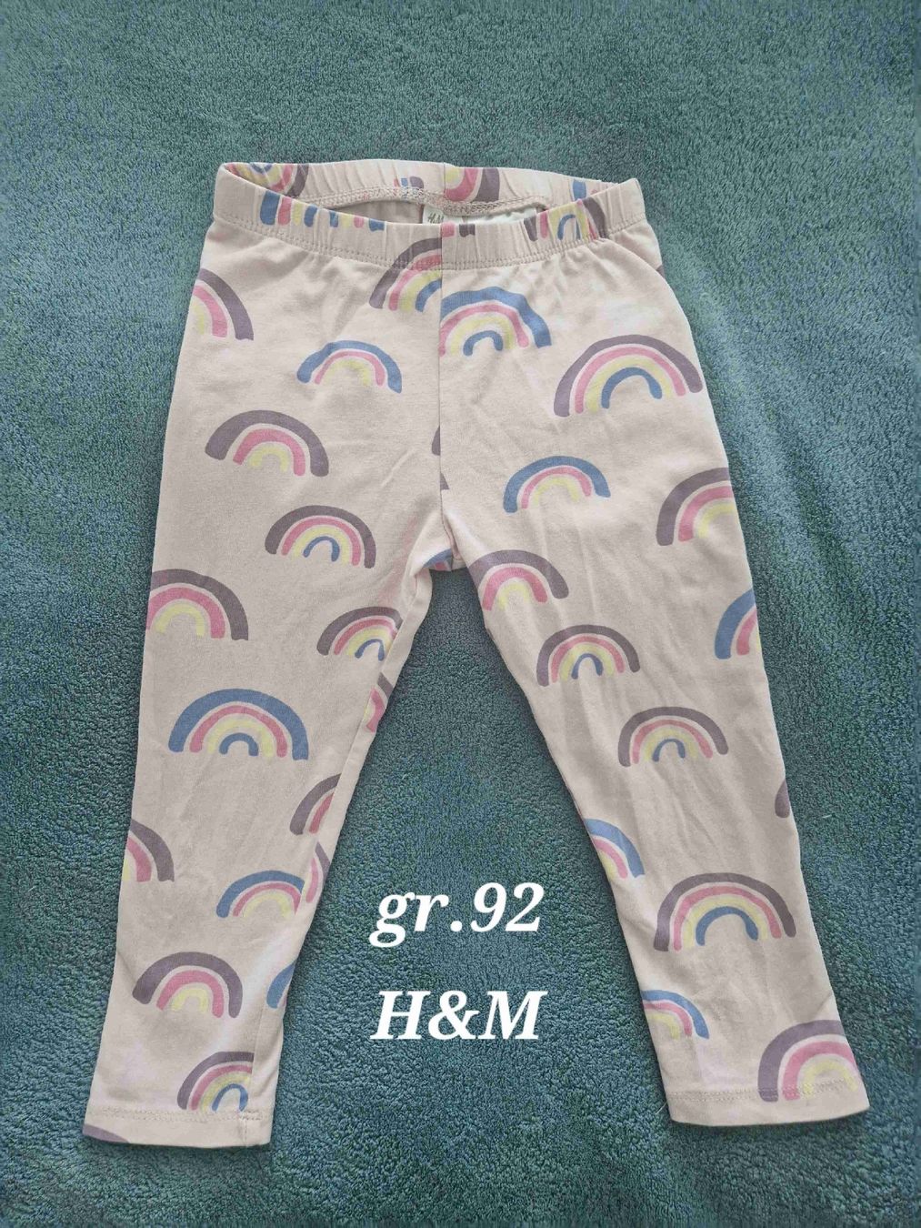 H&M Calze & Collant: Leggings Grösse 92 Regenbogen🌈 – Usato da Heimberg venduto da Eleanor20