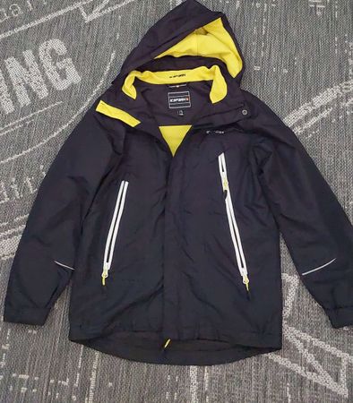 Jacke Junge schwarz Grösse 128  guter Zustand
