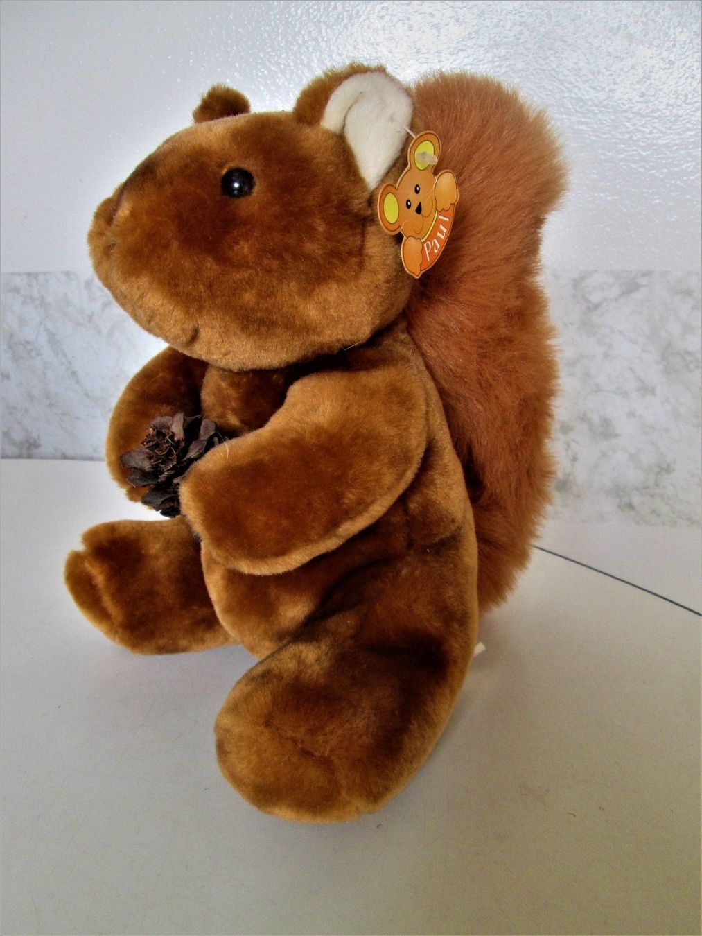 Jouets: Neues Plüsch-Eichhörnchen – Neuf avec emballage d'origine à Sementina par babucia 2