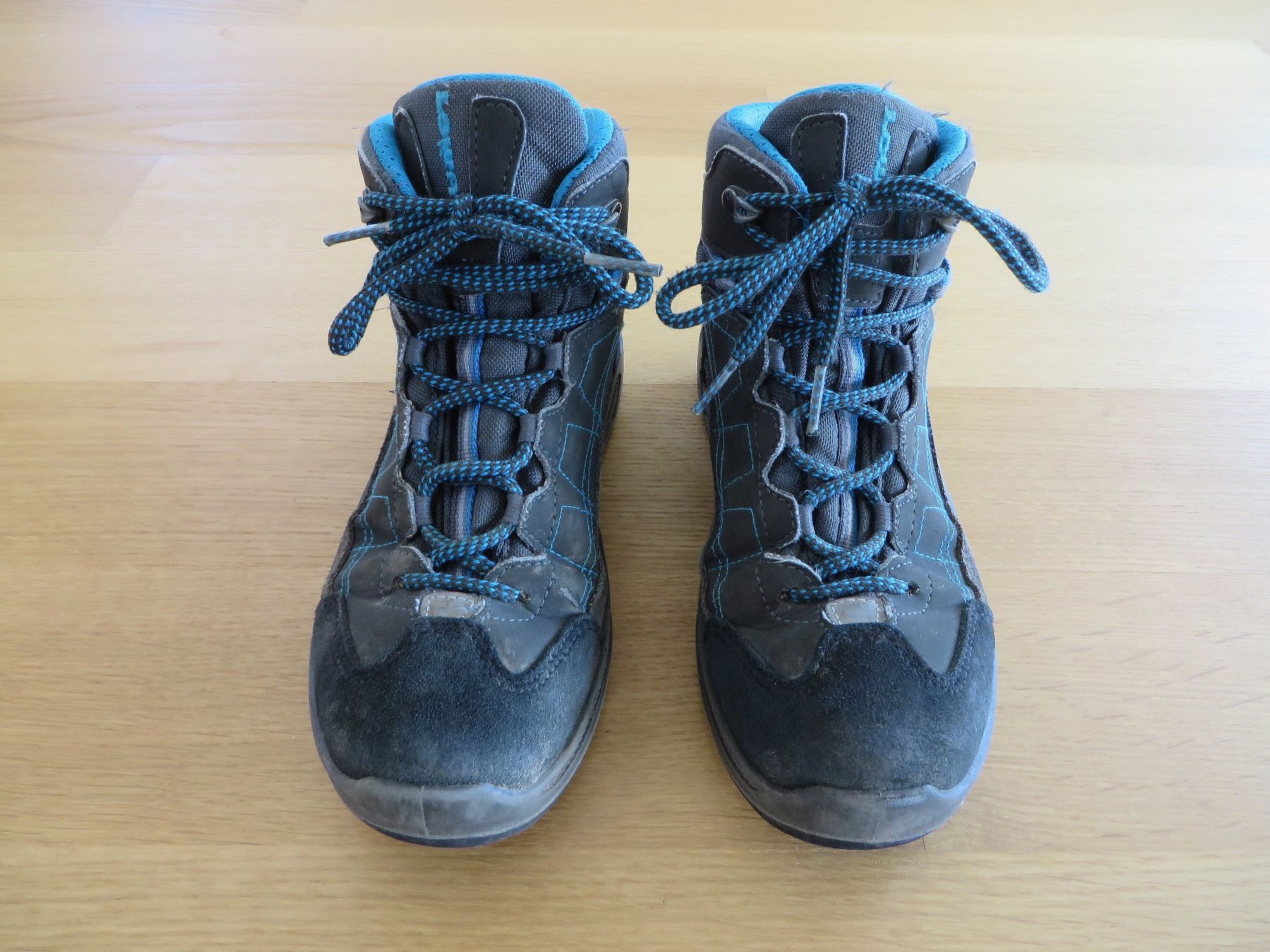 Lowa Scarpe da uomo: Wanderschuhe Lowa Gr. 35 – Usato da Rombach venduto da flor58 1