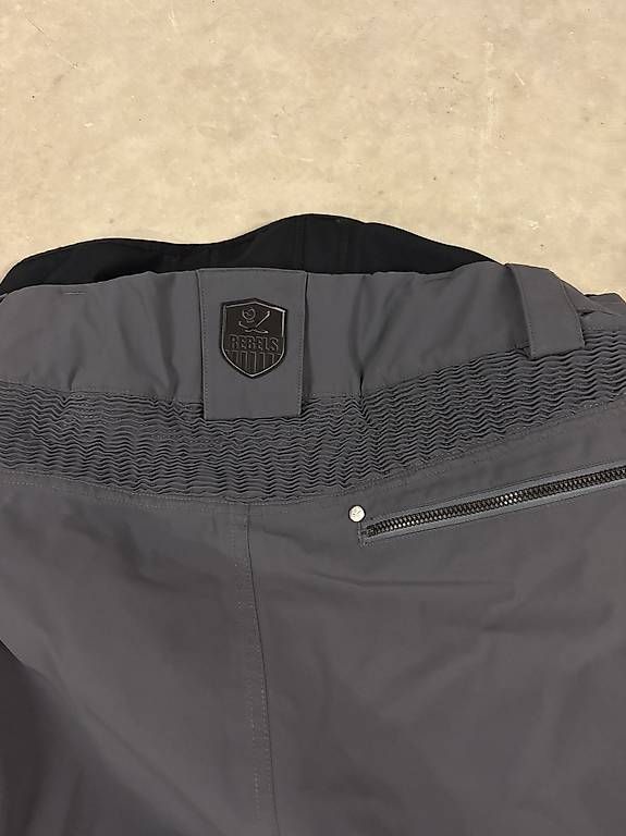 Pantalons: Skihose Head Grösse L, dunkelgrau – D'occasion à Lyss par af123 1