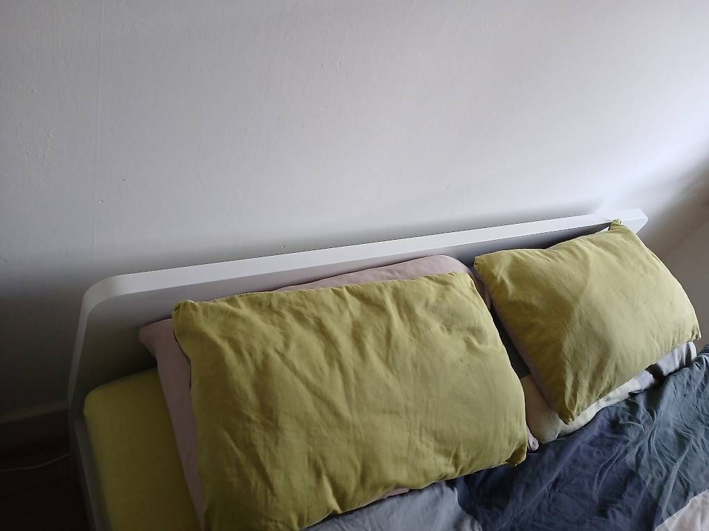 Betten: Lit 140cm avec sommier levable – Gebraucht aus Neuchâtel von syr_v6t5 4