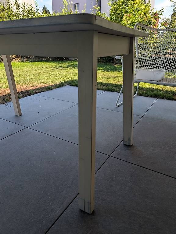 Tables: IKEA NORRAKER massiver Holztisch hell – D'occasion à Oberentfelden par ugiii76 2