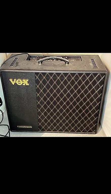 Amplificatori: VOX VT100X & Footswitch – Usato da La Neuveville venduto da mar_8f2j