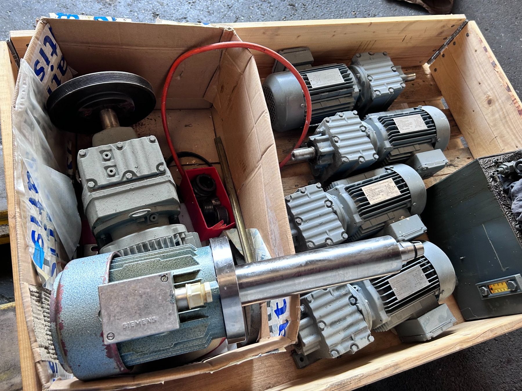 Toutes les machines: Elektromotoren – D'occasion à Münchenstein par fransch 3