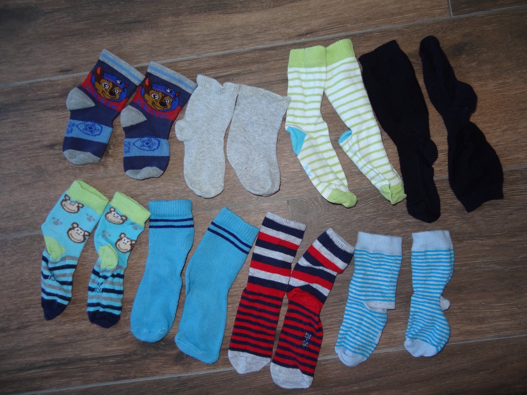 Calze per bambini: Lot de chaussettes taille 23-26 – Usato da Satigny venduto da salvatore73 1