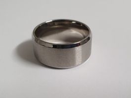 Herren Ring chrom / silbrig matt Gr. US 8-