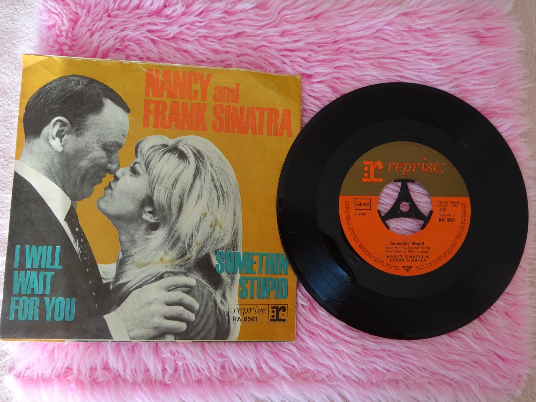 Dischi in vinile: NANCY + FRANK SINATRA  **  SOMETHIN' STUPID // JACKSON – Usato da Luzern venduto da xrayspex99 1