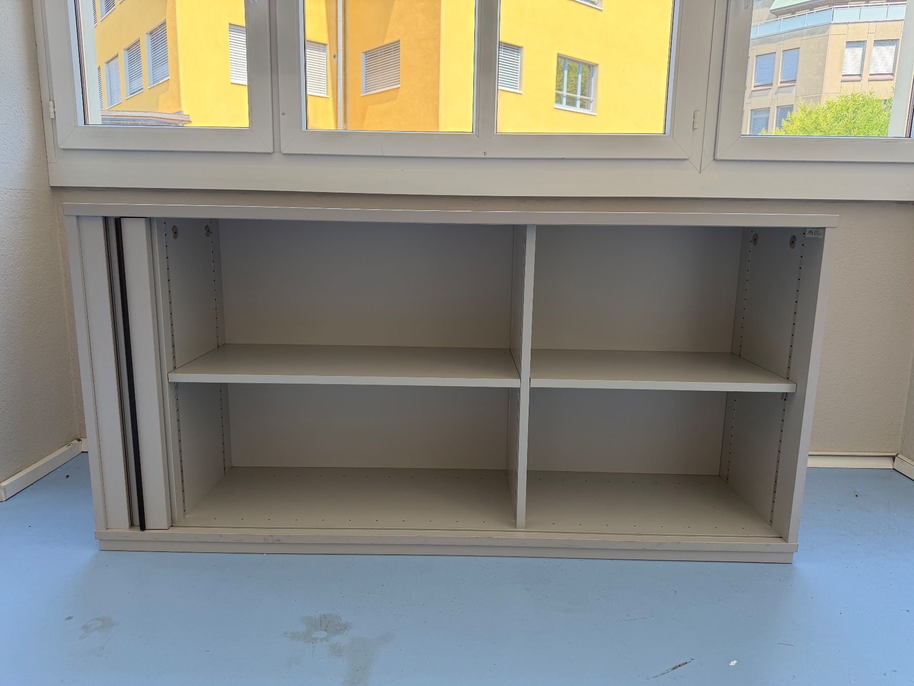 Schränke: Rollladenschrank – Gebraucht aus Zürich von mar_hs6l 1