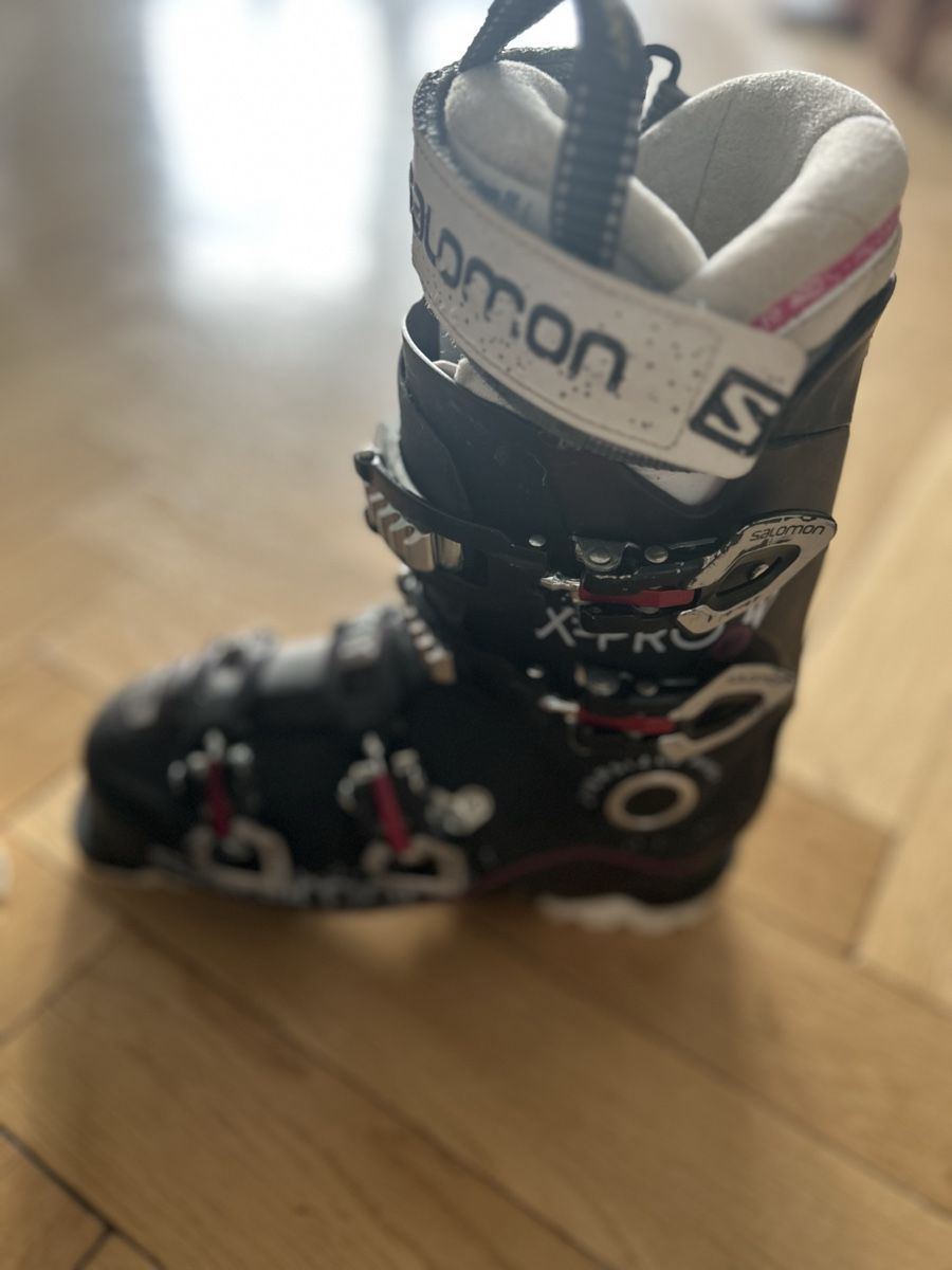 Salomon Damenschuhe: Skischuhe – Gebraucht aus Bern von BarbaraN03 1