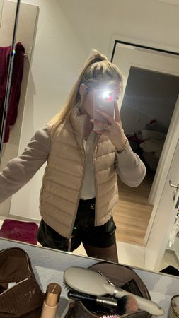 Moncler Damen Jacke mit Strickärmel, Top Zustand!