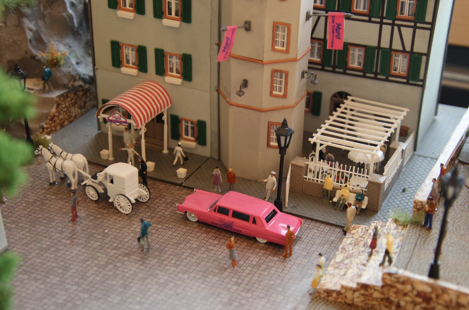 Modelleisenbahnen: Stadt Diorama H0 80x60 cm – Gebraucht aus Diegten von dolphin04 5