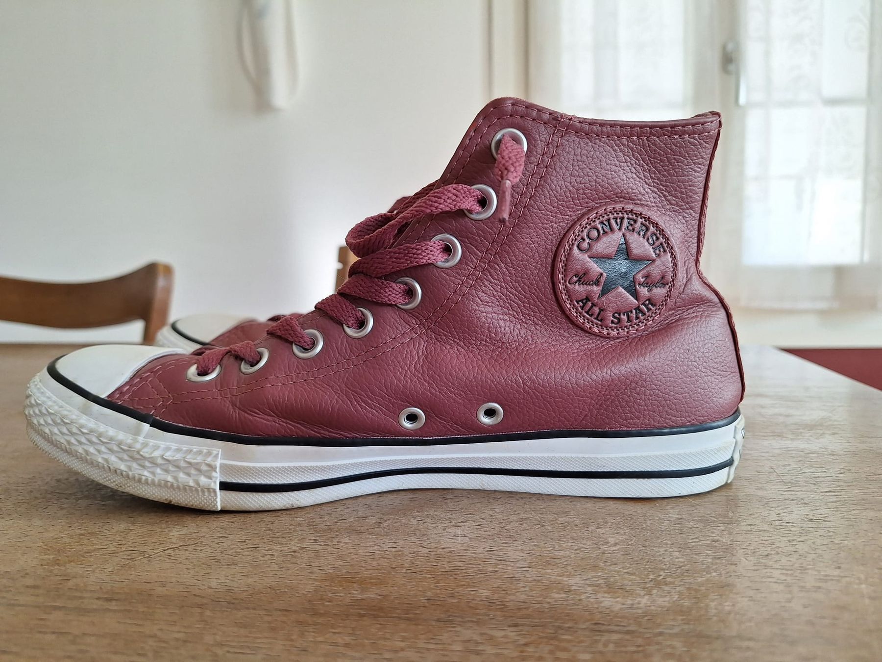 Converse Scarpe da uomo: Converse 39.5, leder, helles bordeaux rot – Usato da Oberburg venduto da Stef31285 1