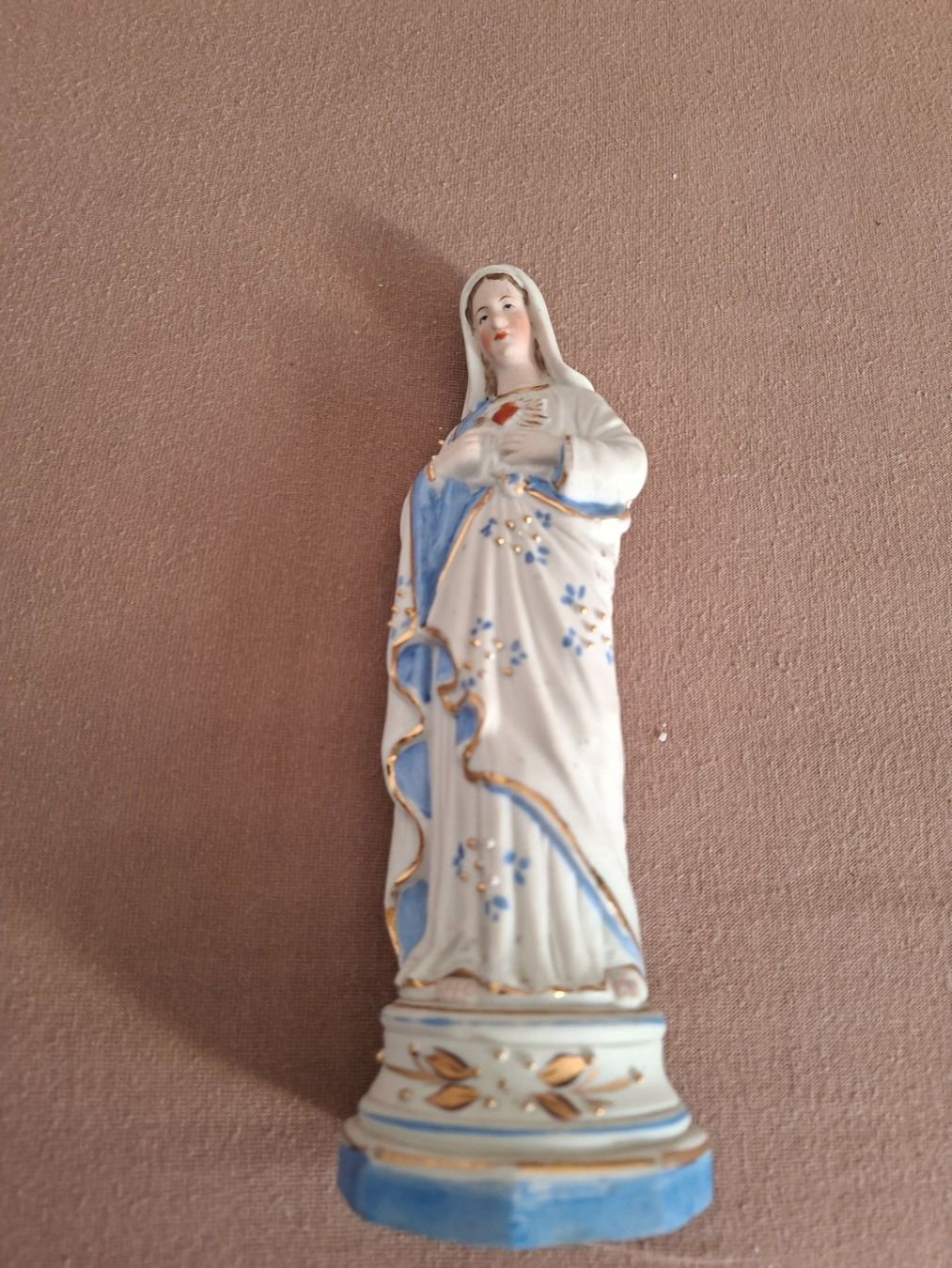 Statuette: Marienfigur bemalt mit Goldrand gebraucht – Usato da Ehrendingen venduto da CHMEX 4