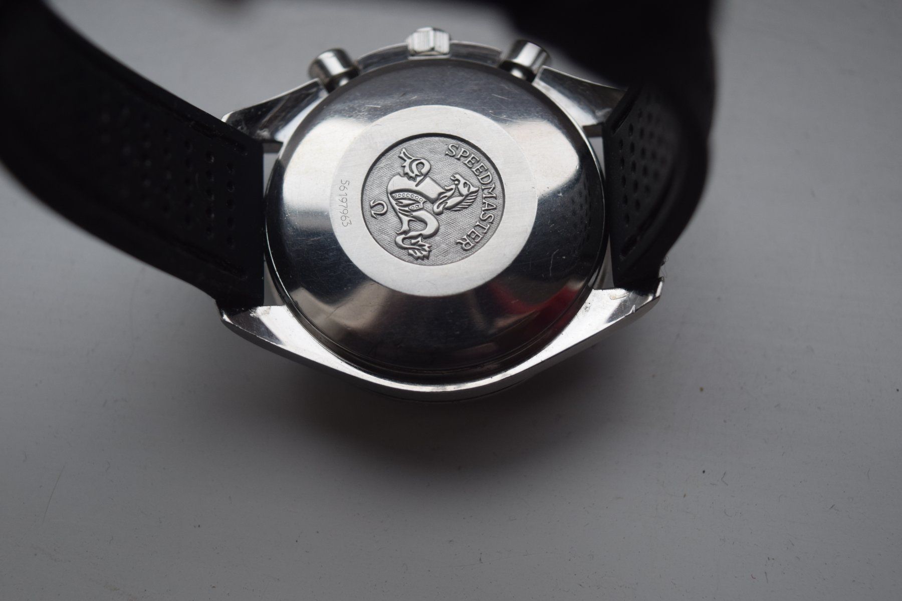 Omega Uhren: Omega Speedmaster Date – Gebraucht aus Wallisellen von tiktik60 3