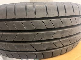 4 Pneus été Kumho Ecsta PS 72. 225/45 R18