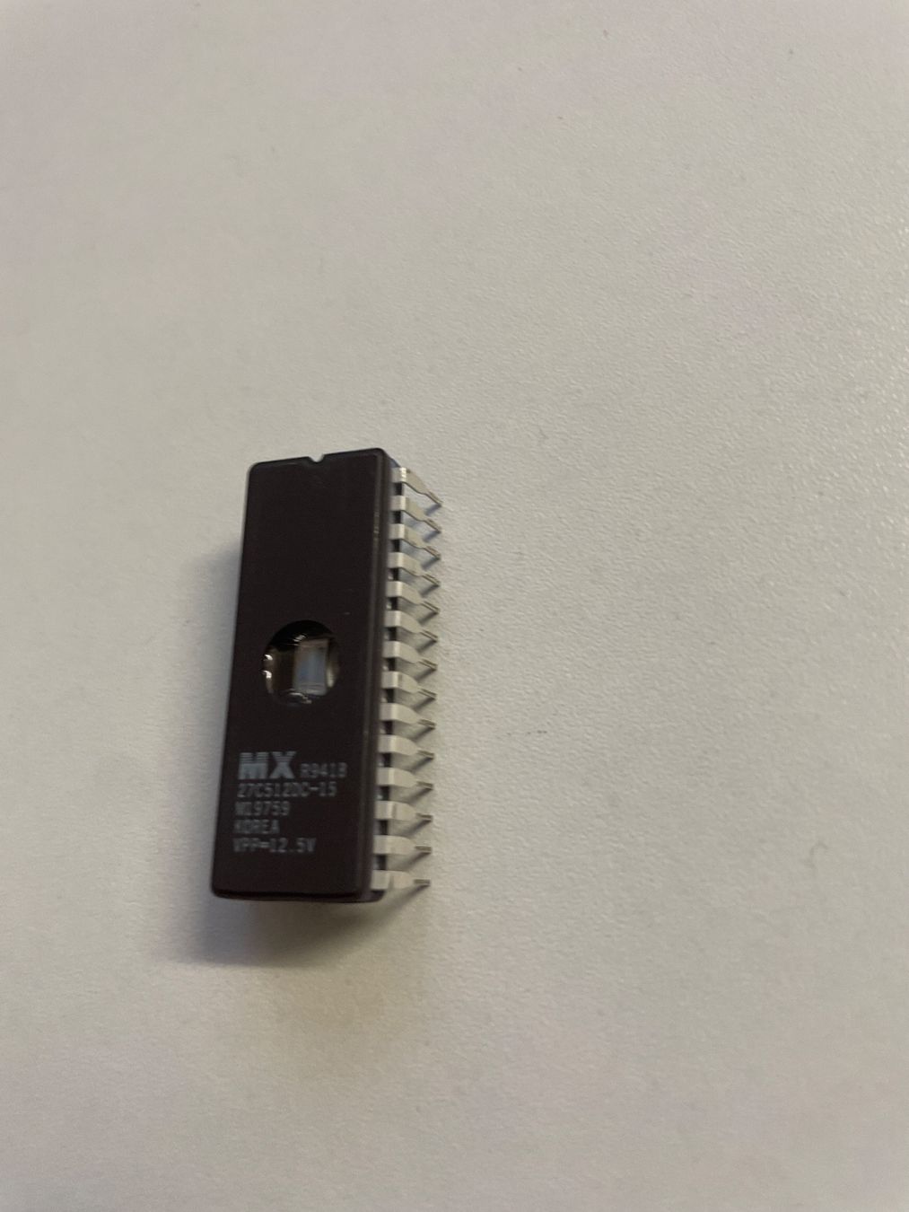 Componenti elettronici: Macronix MX27C512DC-15 UV-EPROM 512Kbit CDIP-28 Keramik – Nuovo (secondo la descrizione) da Eichberg venduto da chr_6kgp 1