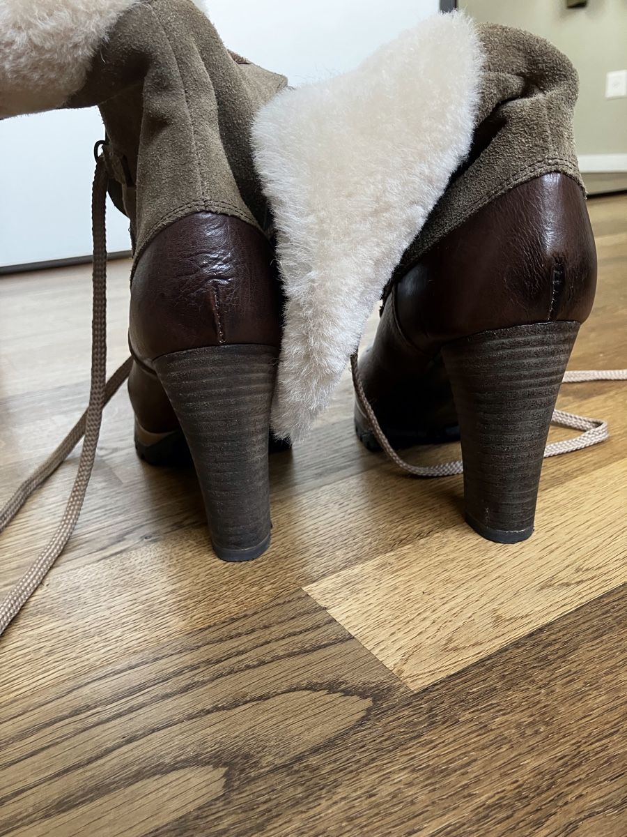 Scarpe da donna: Italienische Stiefel mit Absatz Gr. 39 – Usato da Arni AG venduto da Pfidi7 7