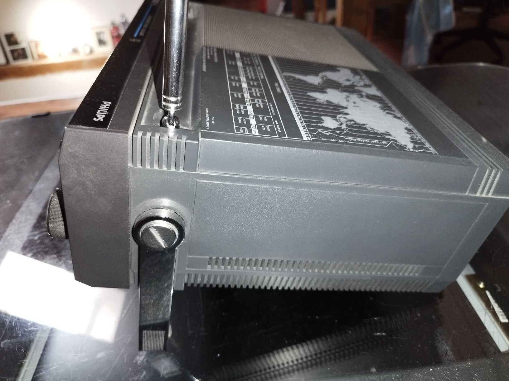 Philips Radios: Philips D2999 PLL – Gebraucht aus Domdidier von look80486 4