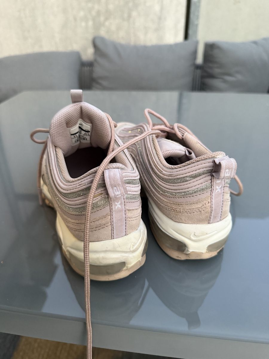 Nike Scarpe da donna: Nike Air Max Glitzer pink – Usato da Basel venduto da cor_5y8l 3