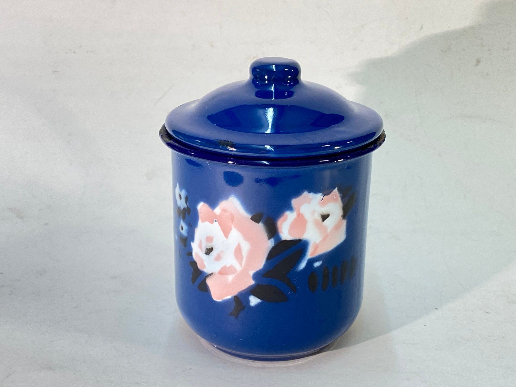 Tazze: 5 Vintage Emaille Krug/Becher – Usato da Schaffhausen venduto da VintageCity 8