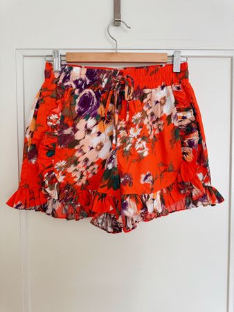 H&M Stoffshorts mit Rüschen | Grösse 36, guter Zustand