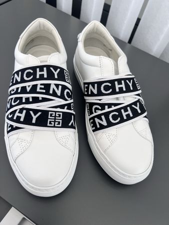 GIVENCHY sneakers Gr. 37.5