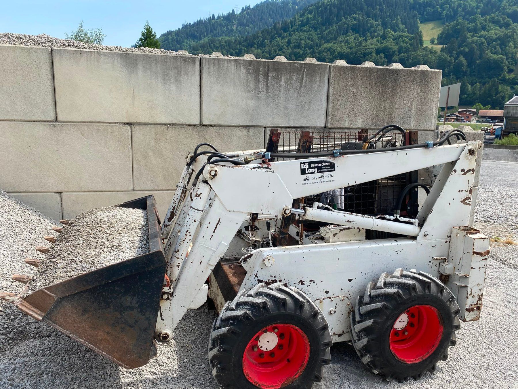 Hoflader: Kompaktlader R40VM, Nr: 1001-P – Defekt aus Kandergrund von 07071963 1