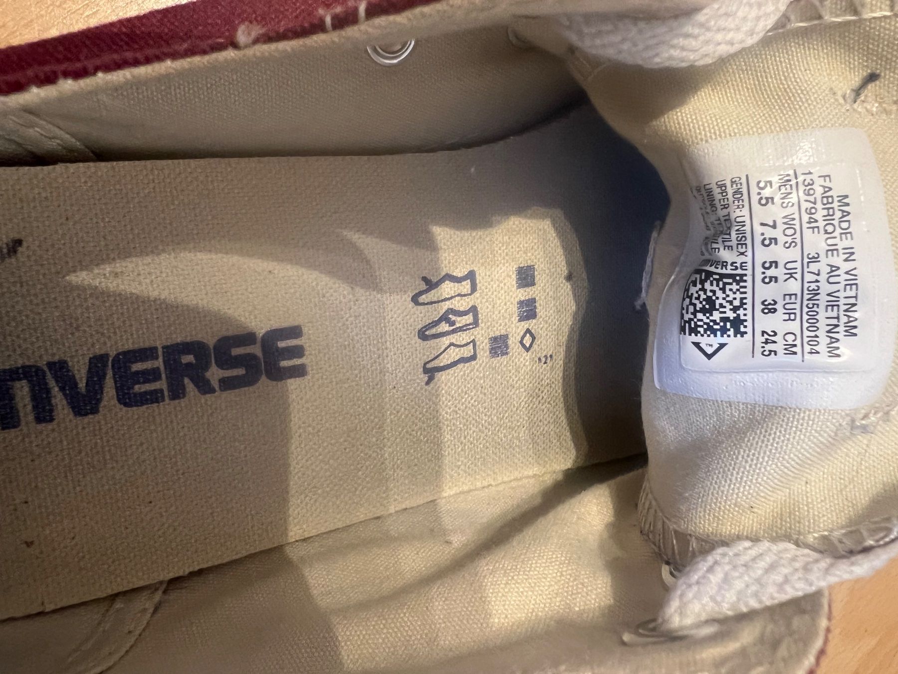Converse Scarpe da uomo: Converse Sneaker Bordeaux Grösse 38 – Usato da Dübendorf venduto da Charlie03 1