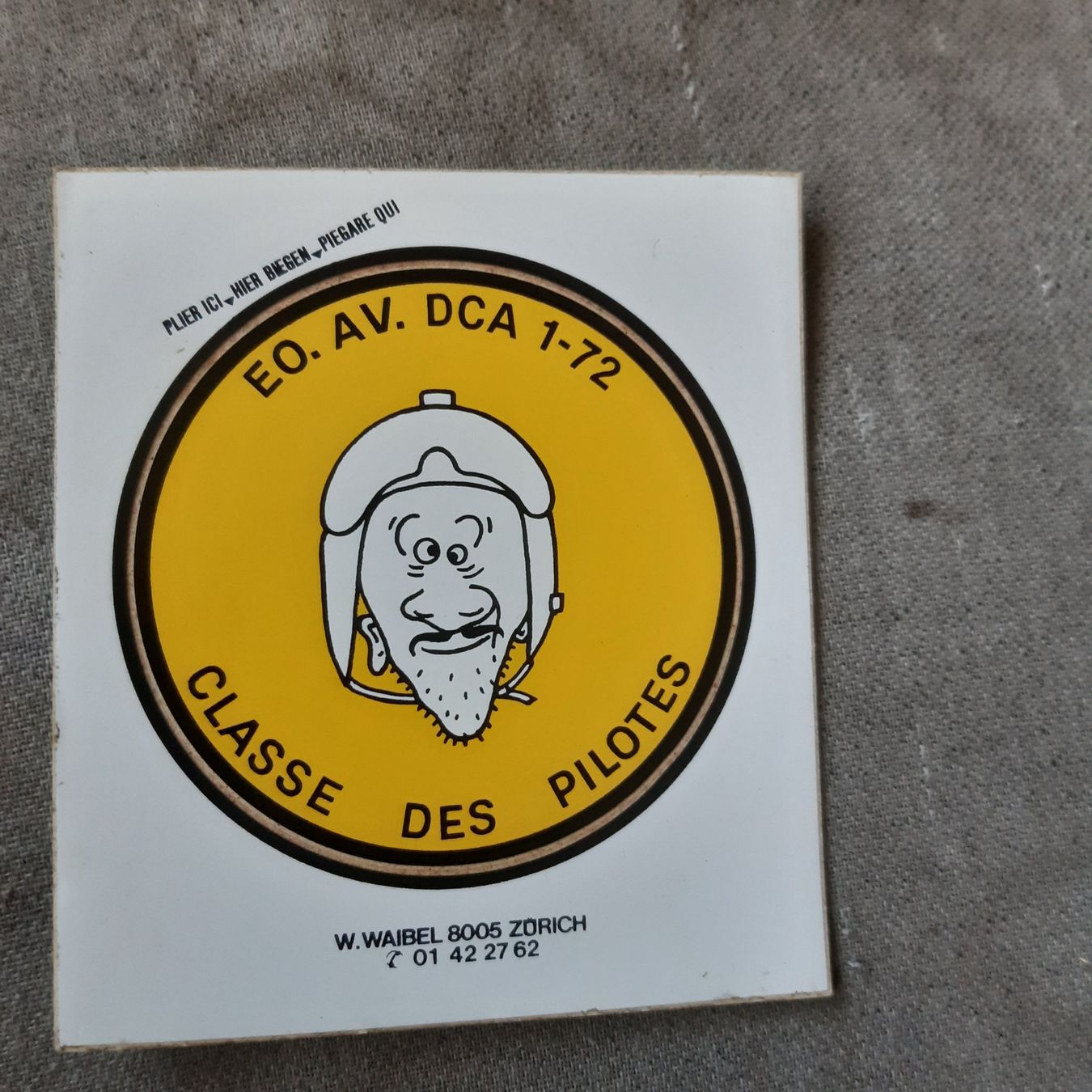Cartes postales: Aufkleber Schweizer Luftwaffe Pilotenschule 72 – D'occasion à Giffers par attila07