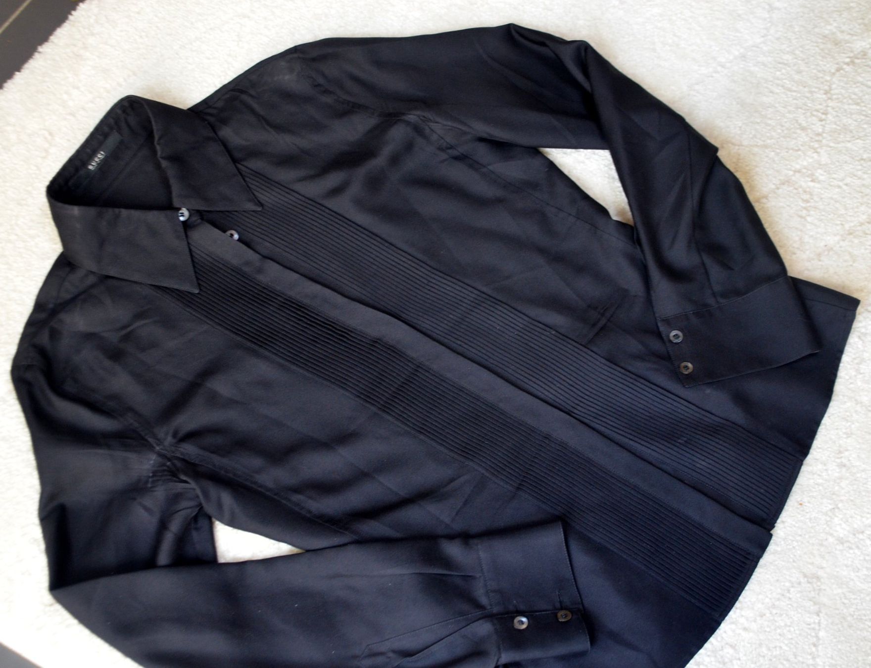 Gucci Camicette: Gucci Seidenhemd / Blouse en soie .S – Usato da Collonges venduto da Auganien 1