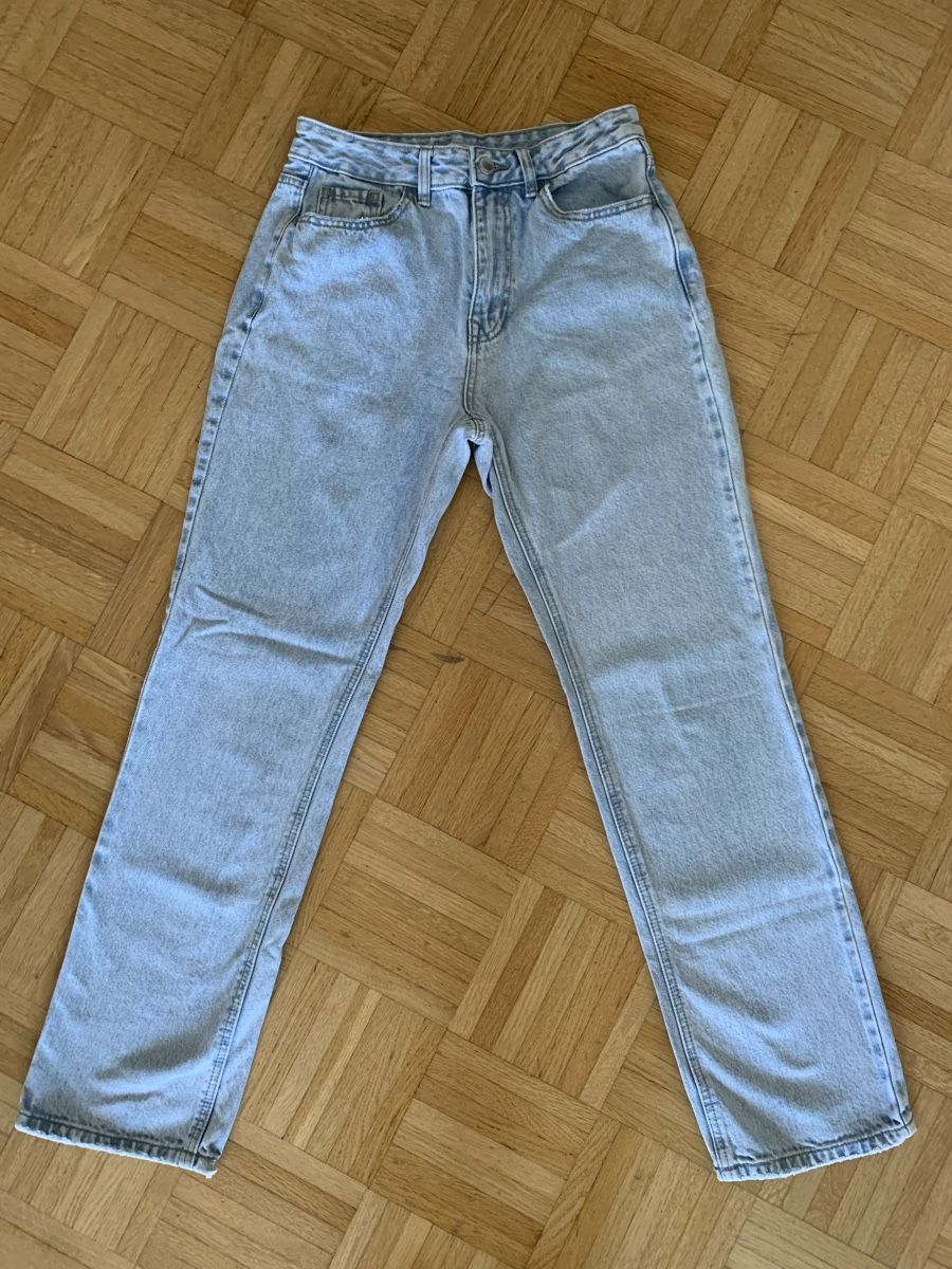 Stradivarius Jeans: 2 Jeans von STRADIVARIUS Gr. 38 – Usato da Jona venduto da Siestaaa 3