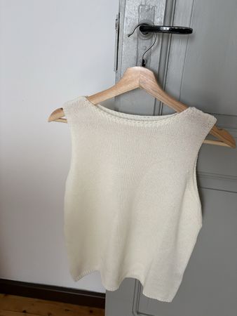 Knit Top Sleeveless White Size S - new