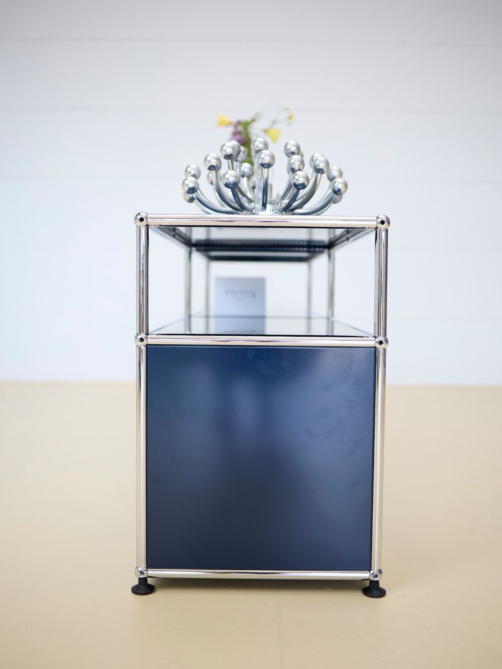 USM Cassettiere: USM Haller Lowboard Stahlblau – Usato da Meinisberg venduto da atelier_TILIJA 7