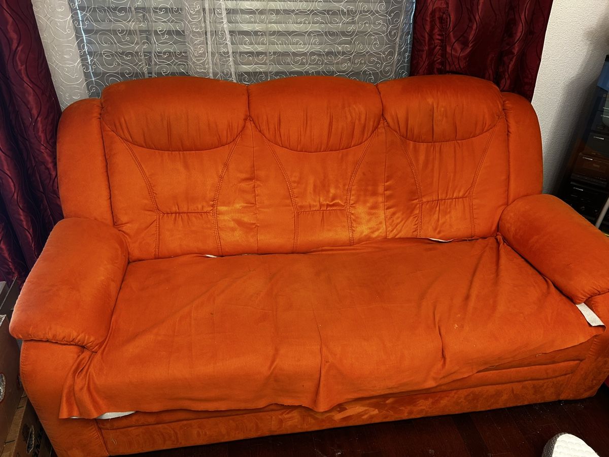 Divani: Sofa und Hocker orange gebrauchter Zustand – Usato da Winterthur venduto da sel_96qk 1