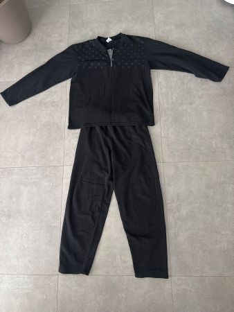 Pyjama-Set schwarz mit Muster, Grösse XL