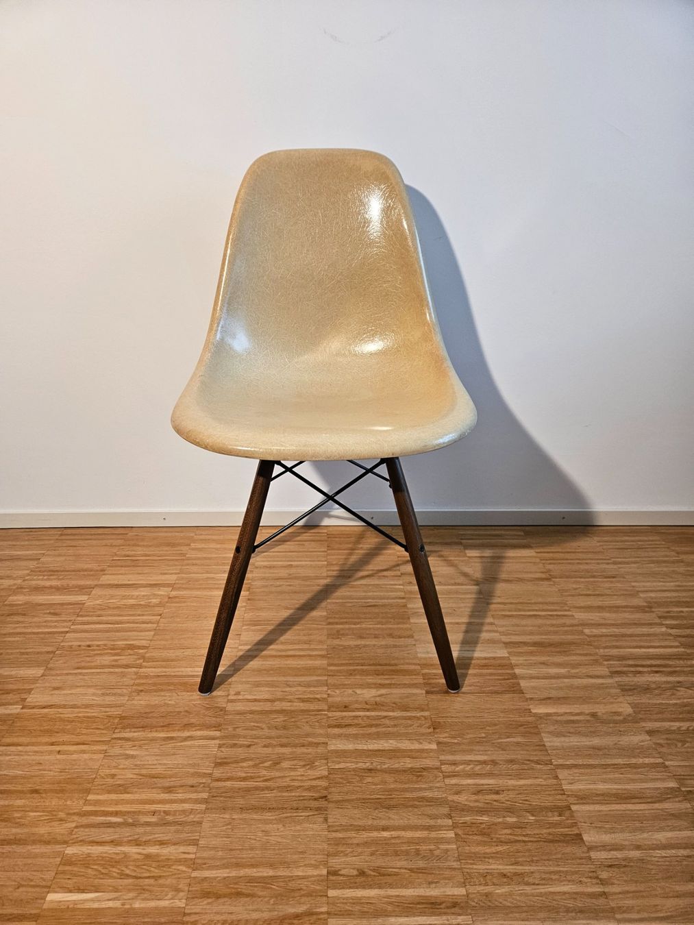 Herman Miller Sedie: Fiberglas: Eames / Herman Miller / Vitra – Usato da Zürich venduto da Lukasz 1