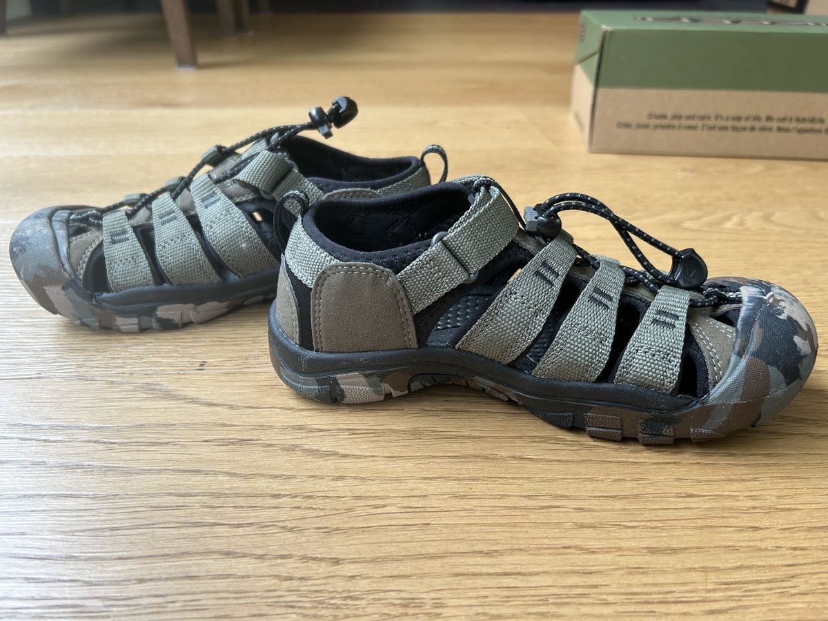 Schuhe für Jungen: Keen Trekking Sandalen Gr. 35 – Neu und originalverpackt aus Rothrist von szc_9dg5 4