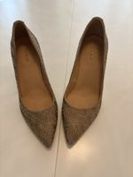 Guess Pumps goldfarben mit Strass besetzt gebraucht