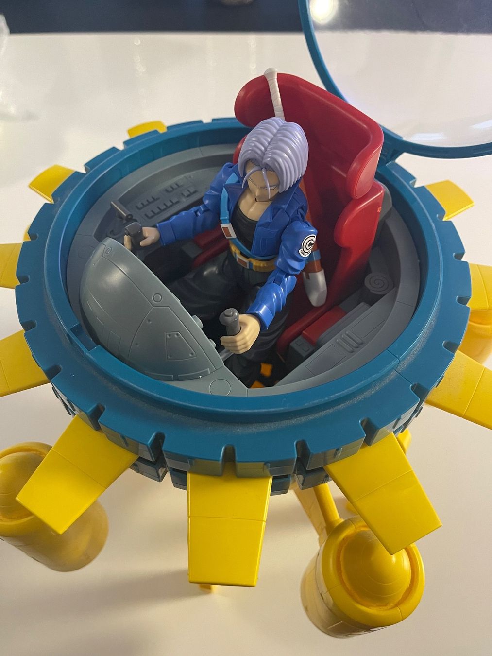 Bandai Statuette: Dragon Ball Z Plastic Model Kit Time Machine + Trunks – Nuovo (secondo la descrizione) da Dietikon venduto da Tekru 4