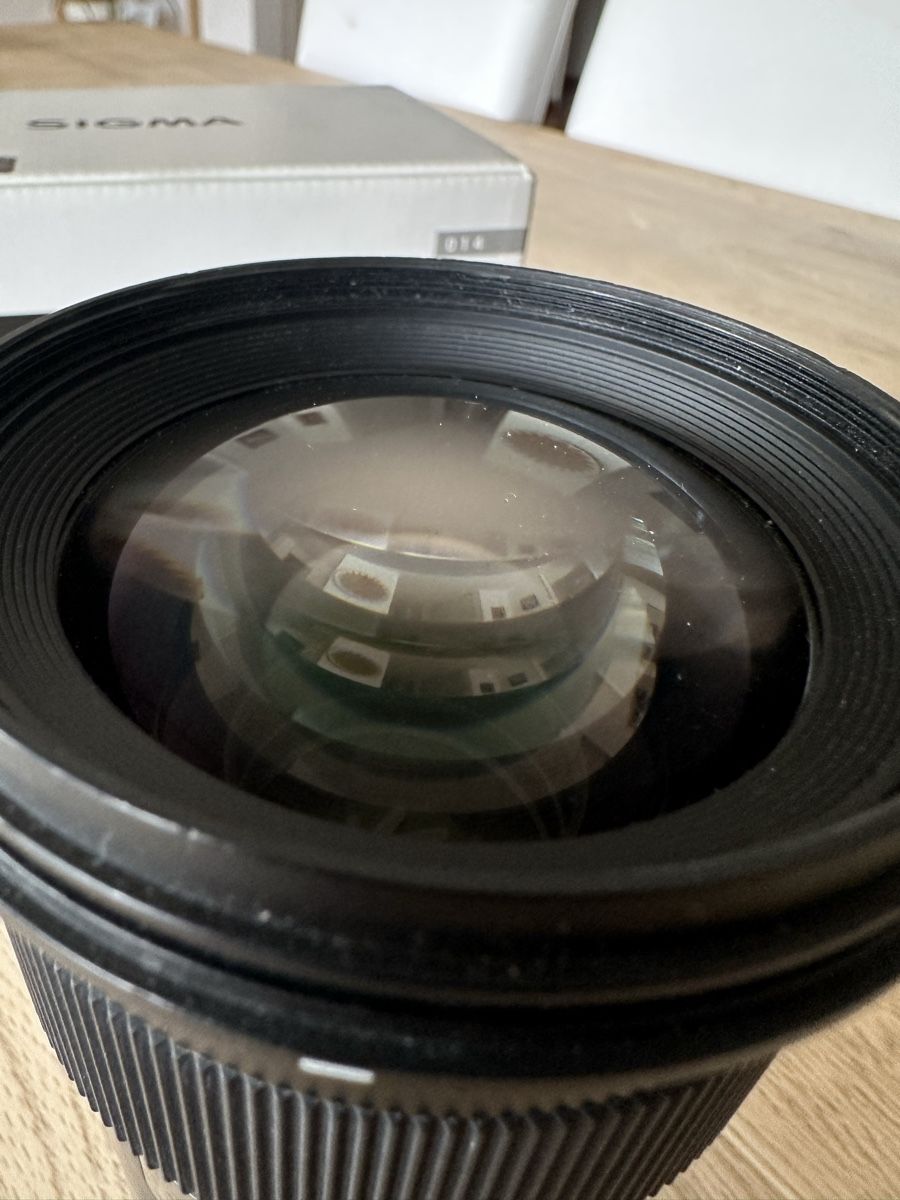 Sigma Objektive: Objectif Sigma 50mm F1.4 DG Art 77mm E-mount – Gebraucht aus Gland von ManRay11 2