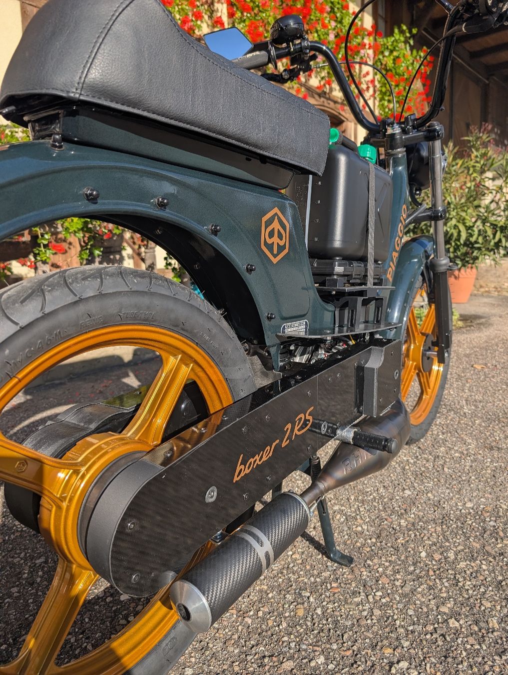 Piaggio Parti ricambio per ciclomotori: Piaggio Boxer 2 Carbon Seitenschütze – Nuovo (secondo la descrizione) da Wolfwil venduto da Ktmracing85 6