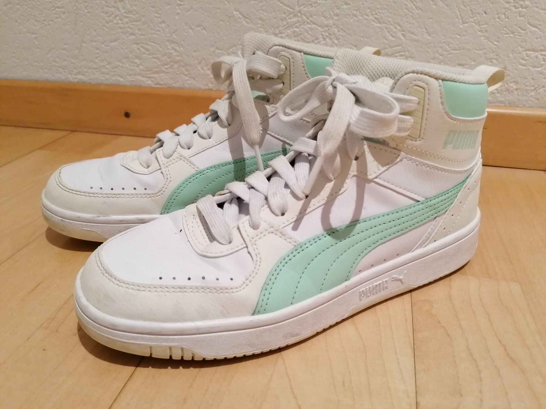 Puma Scarpe per ragazze: Mädchen Schuhe PUMA, Grösse 38,5 – Usato da Flawil venduto da underwegs 2