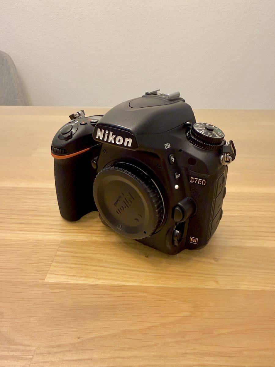 Nikon Appareil photo: Nikon D750 + SD + télécommande – D'occasion à Sugiez par AlexG_22 1